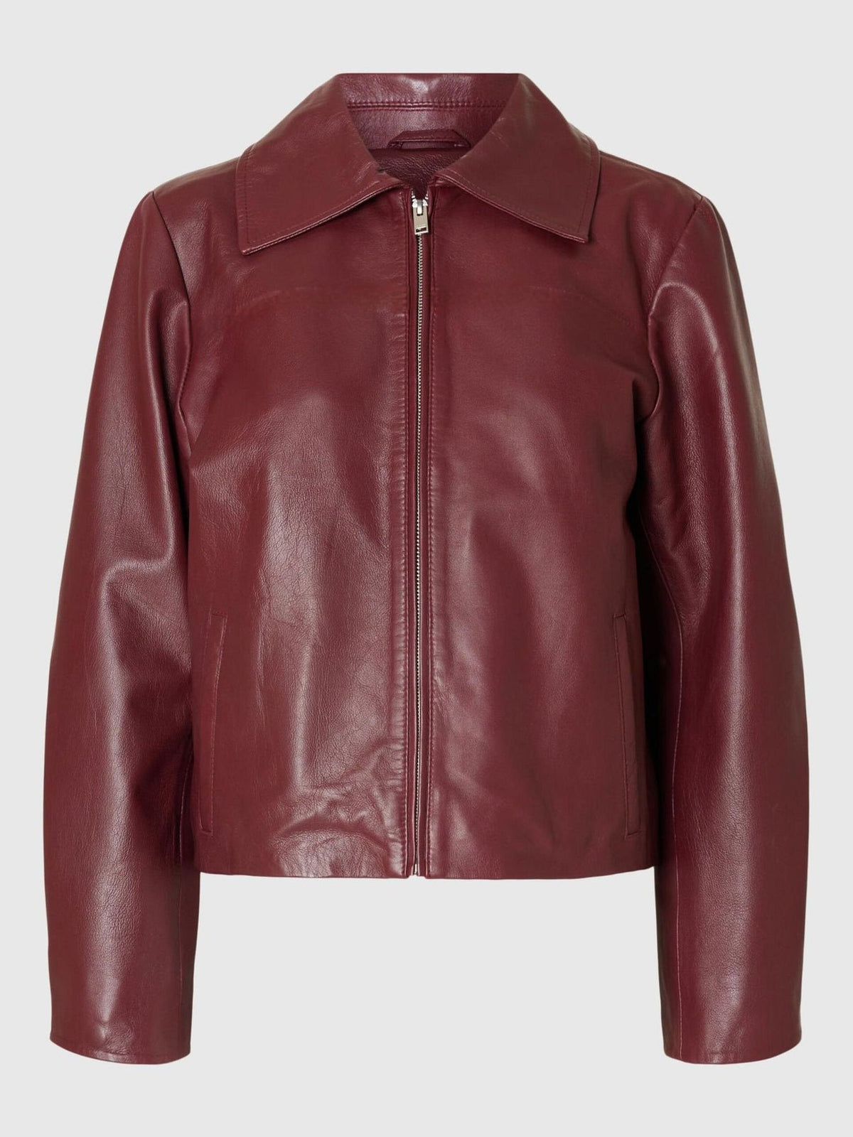 Boxy fit of Burgundy Cropped Leather Jacket